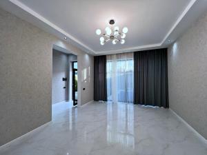 Bakı, həyət evi 4 otaqlı, satılır, 140 m² , 3 sot , Xəzər rayonu, Şüvəlan