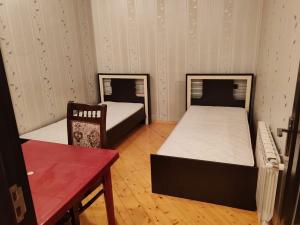 Bakı, yeni tikili 3 otaqlı, kirayə, 100 m²  , Yasamal rayonu, Yeni Yasamal qəs.