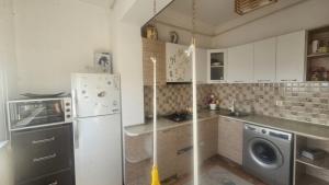 Bakı, köhnə tikili 3 otaqlı, satılır, 90 m²  , Xəzər rayonu, Buzovna