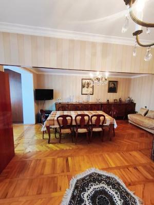 Bakı, köhnə tikili 3 otaqlı, satılır, 75 m²  , Yasamal rayonu