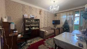 Bakı, köhnə tikili 2 otaqlı, satılır, 50 m²  , Binəqədi rayonu, 6-cı mikrorayon