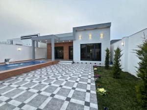 Bakı, həyət evi 4 otaqlı, satılır, 140 m² , 3 sot , Xəzər rayonu, Şüvəlan