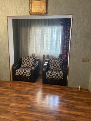 Bakı, köhnə tikili 2 otaqlı, satılır, 70 m²  , Binəqədi rayonu, 9-cu mikrorayon