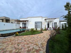 Bakı, həyət evi 4 otaqlı, satılır, 200 m² , 6 sot , Xəzər rayonu, Mərdəkan