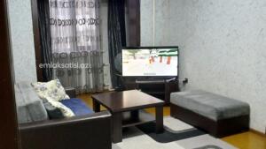 Bakı, köhnə tikili 3 otaqlı, satılır, 85 m²  , Xətai rayonu, H.Aslanov qəs.