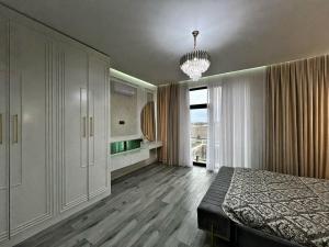 Bakı, bağ/həyət evi 4 otaqlı, satılır, 220 m² , 2.5 sot , Xəzər rayonu, Şüvəlan