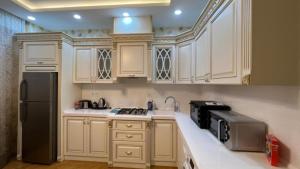 Sumqayıt, yeni tikili 2 otaqlı, günlük kirayə, 70 m²  