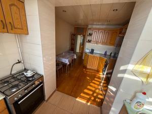 Bakı, köhnə tikili 4 otaqlı, satılır, 95 m²  , Xətai rayonu, H.Aslanov qəs.
