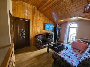 Abşeron, həyət evi 6 otaqlı, satılır, 240 m² , 2 sot , Masazır
