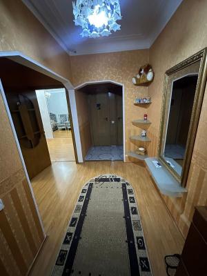 Bakı, köhnə tikili 2 otaqlı, satılır, 65 m²  , Xətai rayonu