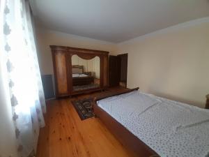 Abşeron, həyət evi 5 otaqlı, kirayə, 250 m² , 4 sot , Masazır