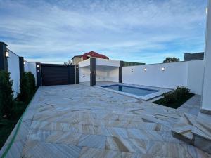 Bakı, bağ/həyət evi 4 otaqlı, satılır, 150 m² , 3 sot , Xəzər rayonu, Şüvəlan