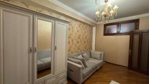Bakı, köhnə tikili 2 otaqlı, günlük kirayə, 55 m²  , Nizami rayonu, 8-ci kilometr