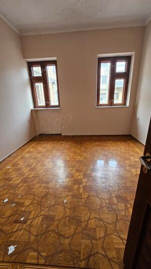 Bakı, köhnə tikili 3 otaqlı, satılır, 105 m²  , Nəsimi rayonu