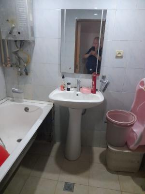 Bakı, köhnə tikili 3 otaqlı, satılır, 65 m²  , Nizami rayonu, 8-ci kilometr