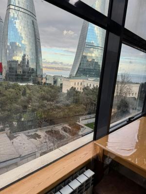 Bakı, köhnə tikili 3 otaqlı, satılır, 76 m²  , Səbail rayonu