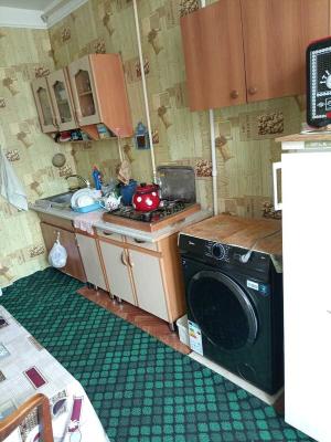 Bakı, köhnə tikili 2 otaqlı, satılır, 65 m²  , Suraxanı rayonu, Qaraçuxur qəs.