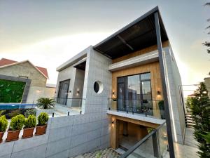 Bakı, həyət evi 4 otaqlı, satılır, 300 m² , 9 sot , Xəzər rayonu, Mərdəkan