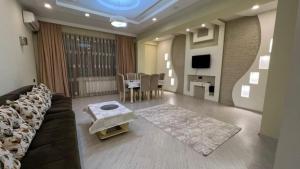 Bakı, yeni tikili 2 otaqlı, günlük kirayə, 80 m²  , Nəsimi rayonu