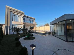 Bakı, həyət evi 5 otaqlı, satılır, 200 m² , 4 sot , Xəzər rayonu, Şüvəlan