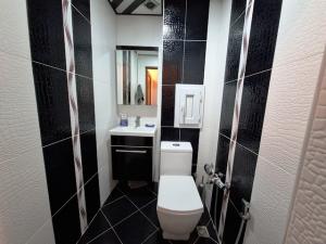 Bakı, köhnə tikili 3 otaqlı, satılır, 90 m²  , Nizami rayonu, 8-ci kilometr