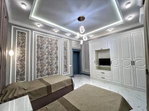 Bakı, həyət evi 5 otaqlı, satılır, 350 m² , 8 sot , Xəzər rayonu, Şüvəlan