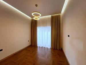 Bakı, həyət evi 5 otaqlı, satılır, 220 m² , 8 sot , Xəzər rayonu, Mərdəkan