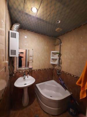 Bakı, köhnə tikili 2 otaqlı, satılır, 60 m²  , Xətai rayonu, H.Aslanov qəs.
