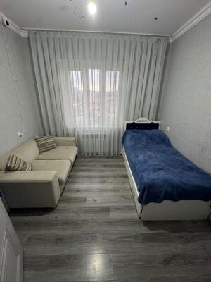 Bakı, köhnə tikili 4 otaqlı, satılır, 100 m²  , Sabunçu rayonu, Bakıxanov qəs.