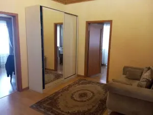 3 otaqlı köhnə tikili, satılır, 115 m², Bakı, Nərimanov rayonu
