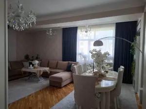 Bakı, yeni tikili 3 otaqlı, satılır, 135 m²  , Nəsimi rayonu, 5-ci mikrorayon