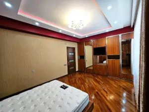 3 otaqlı yeni tikili, satılır, 132 m², Bakı, Nizami rayonu