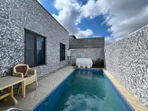 Bakı, həyət evi 4 otaqlı, satılır, 140 m² , 3 sot , Xəzər rayonu, Mərdəkan