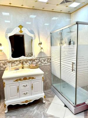 Bakı, yeni tikili 3 otaqlı, kirayə, 140 m²  , Nəsimi rayonu