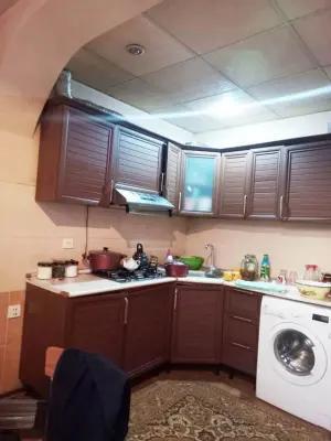 Bakı, köhnə tikili 5 otaqlı, satılır, 135 m²  , Binəqədi rayonu, 8-ci mikrorayon