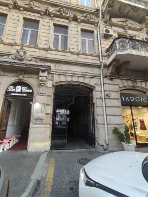 Bakı, köhnə tikili 1 otaqlı, satılır, 35 m²  , Səbail rayonu