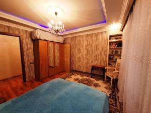 Bakı, köhnə tikili 3 otaqlı, satılır, 90 m²  , Nizami rayonu, 8-ci kilometr