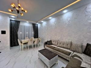 Bakı, bağ/həyət evi 4 otaqlı, satılır, 140 m² , 3 sot , Xəzər rayonu, Şüvəlan