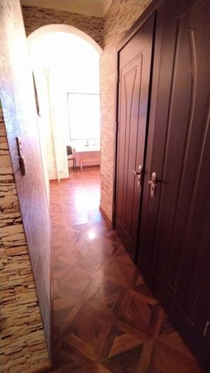 Bakı, köhnə tikili 2 otaqlı, satılır, 63 m²  , Xətai rayonu, Köhnə günəşli qəs.