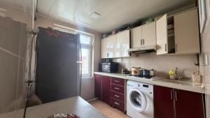 Sumqayıt, köhnə tikili 5 otaqlı, satılır, 95 m²  , 45-ci məhəllə