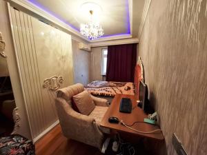 Bakı, köhnə tikili 3 otaqlı, satılır, 90 m²  , Nizami rayonu, 8-ci kilometr