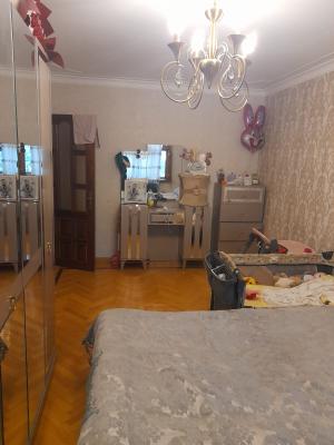 Bakı, köhnə tikili 3 otaqlı, satılır, 65 m²  , Nizami rayonu, 8-ci kilometr