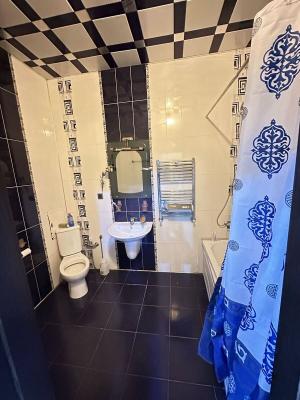 Bakı, yeni tikili 3 otaqlı, satılır, 136 m²  , Yasamal rayonu, Yeni Yasamal qəs.