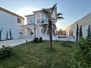 Bakı, həyət evi 4 otaqlı, satılır, 190 m² , 3 sot , Xəzər rayonu, Şüvəlan
