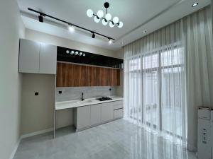 Bakı, həyət evi 4 otaqlı, satılır, 140 m² , 2.5 sot , Xəzər rayonu, Mərdəkan