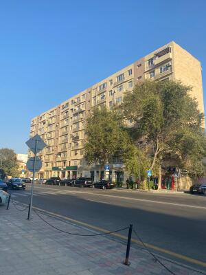 Bakı, köhnə tikili 4 otaqlı, satılır, 100 m²  , Nərimanov rayonu