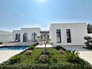 Bakı, həyət evi 4 otaqlı, satılır, 200 m² , 5.1 sot , Xəzər rayonu, Şüvəlan