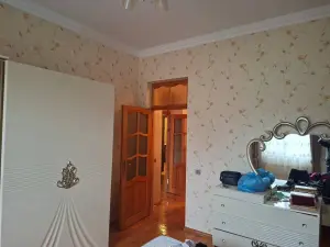 5 otaqlı bağ/həyət evi, kirayə, 180 m², 4 sot, Bakı, Binəqədi rayonu, Binəqədi qəs.