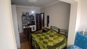 Bakı, köhnə tikili 3 otaqlı, satılır, 90 m²  , Xətai rayonu, Əhmədli