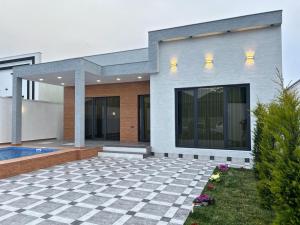 Bakı, həyət evi 4 otaqlı, satılır, 140 m² , 3 sot , Xəzər rayonu, Şüvəlan